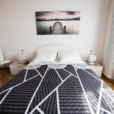 Appartamento Lago Blu Manerba del Garda Exterior foto